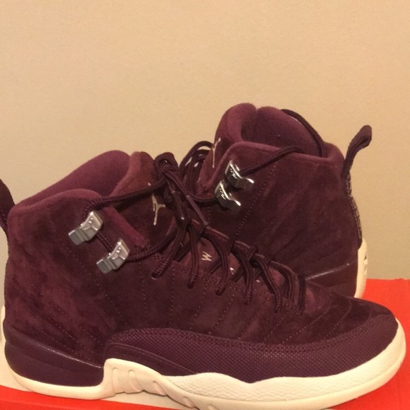 Air Jordan 12 Purple suede - Picture 3 of 3